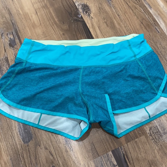 Lulu aqua shorts size 6 - Picture 2 of 2